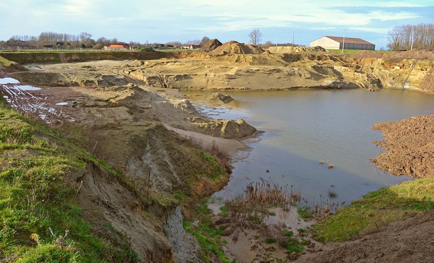 Мастера одного из кировских «дорожных» подрядчиков осудили за незаконную добычу песка