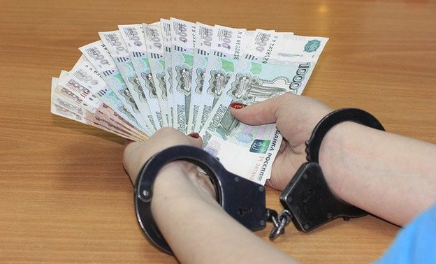 В Кирове юрлицо оштрафовали на полмиллиона рублей за коррупцию