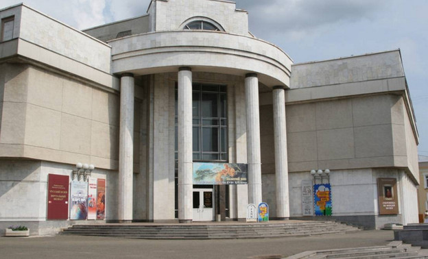 Мраморное здание музея Васнецовых отремонтируют к середине декабря