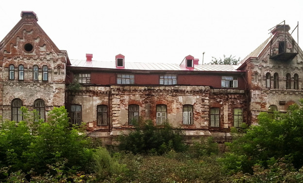 Самый старый каменный дом Кирова продают за 13 млн рублей
