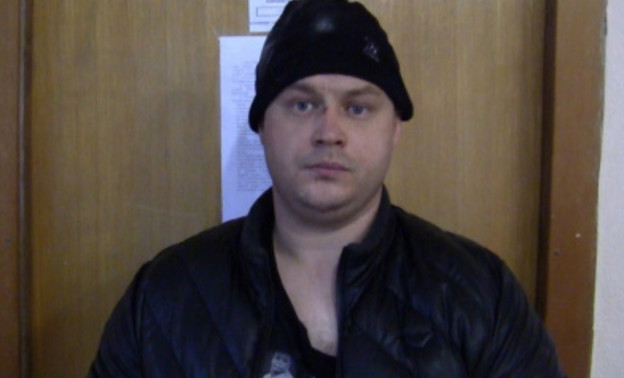 В Кирове задержаны подозреваемые в вымогательстве мужчины