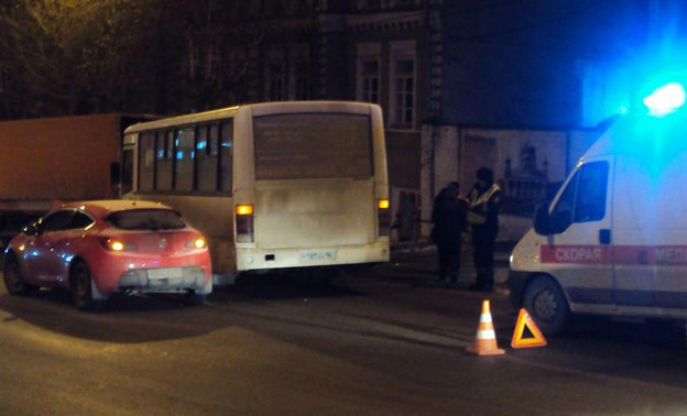 В массовом ДТП на Воровского пострадало пять пассажиров автобуса