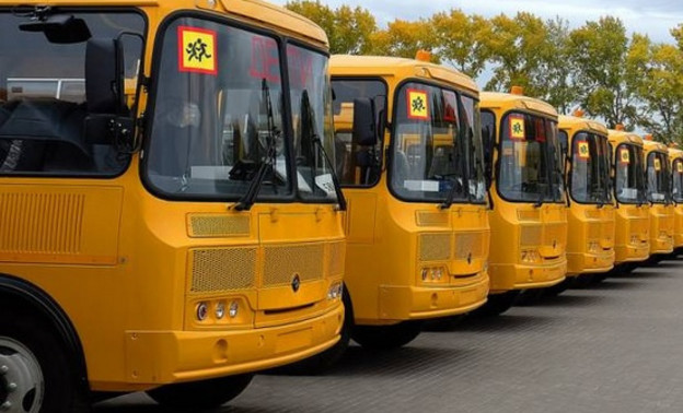 В Даровском районе из-за отсутствия водителя автобуса дети второй месяц не ходят в школу