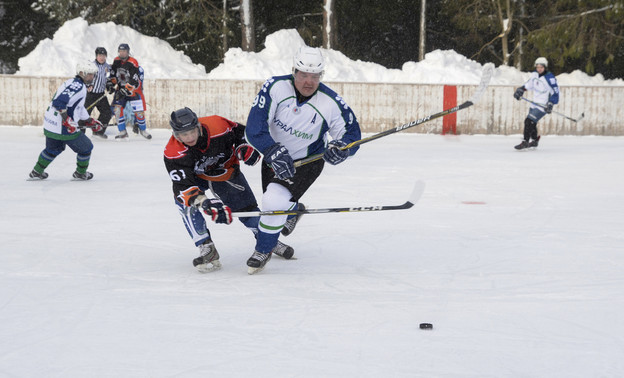 В Кирово-Чепецке прошёл турнир по дворовому хоккею