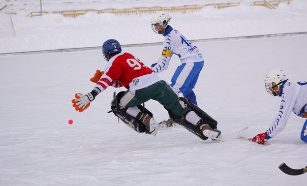 Хоккеисты «Родины-2000» обыграли команду из Сыктывкара