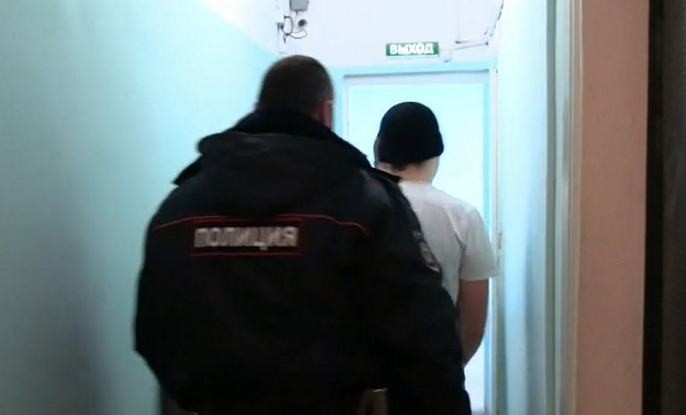 18-летний мошенник из Казани украл у кировских пенсионерок полмиллиона рублей