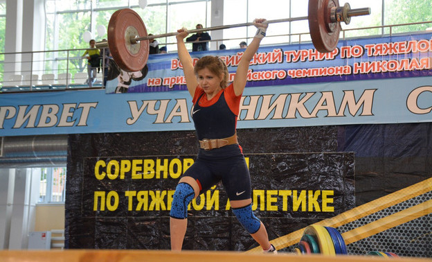 Кировская тяжёлоатлетка стала призёром первенства России