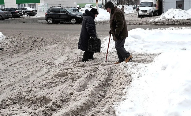 В Кирове закончились деньги на вывоз снега с улиц