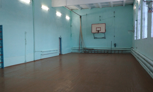 Следком проверит некачественный капремонт спортзала в школе в Уржумском районе