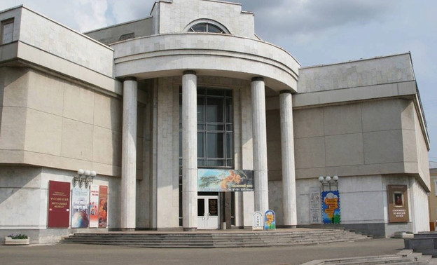 Мраморное здание музея Васнецовых закрыли на капитальный ремонт