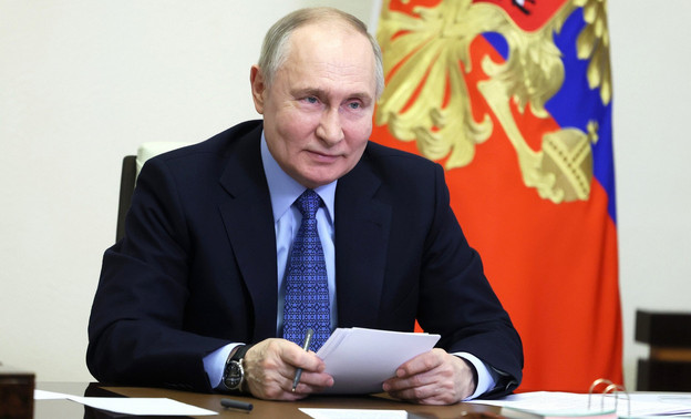 Россия должна войти в четвёрку крупнейших экономик мира, заявил Владимир Путин