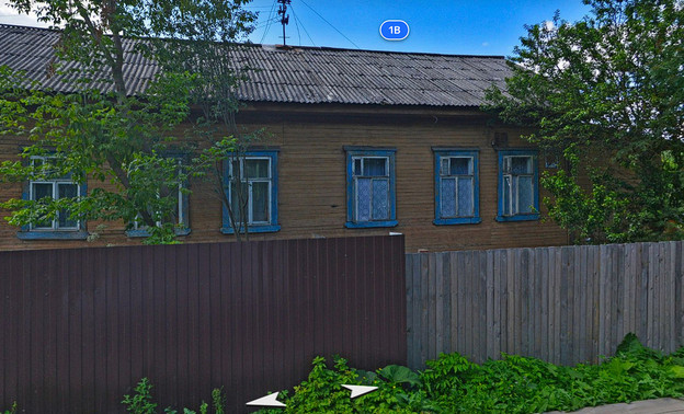 Дом на Лесозаводской в Кирове признали аварийным