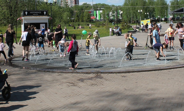 В Кочуровском парке на два дня отключат фонтан
