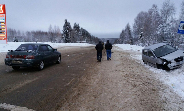 В Кировской области в автомобильной аварии пострадала 5-летняя девочка