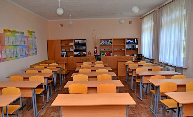 В министерстве образования Кировской области рассказали об учителях, получивших почётное звание
