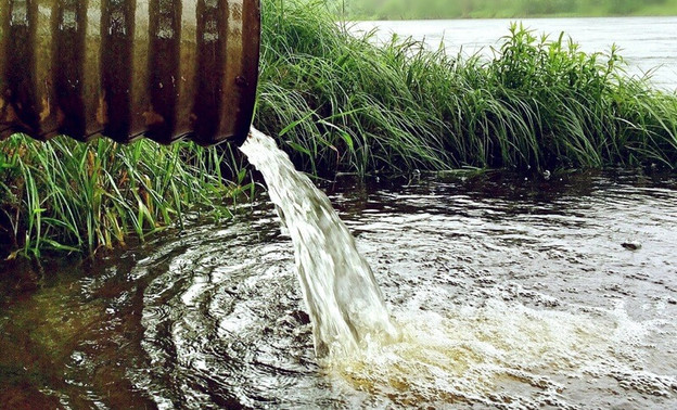 В Котельниче оштрафовали предприятие за сброс сточных вод в реку