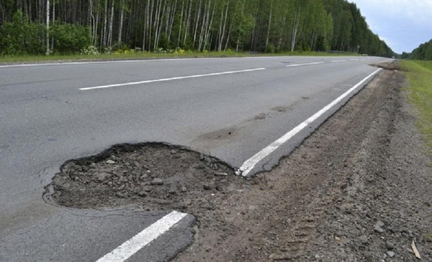 В Шабалинском районе отремонтируют проблемный участок дороги Р-243