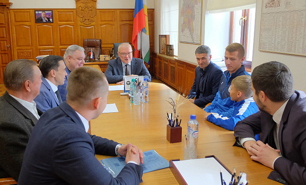 Александр Соколов встретился с руководством и игроками «Динамо»