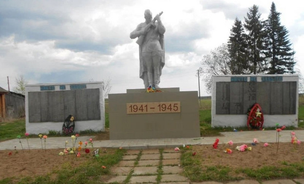 В селе Чудиново восстанавливают памятник воинам-землякам