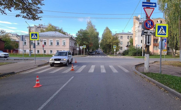 В Кирове школьницу сбили на пешеходном переходе