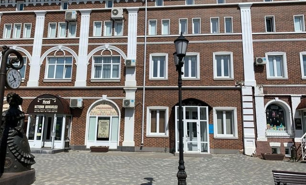 Помещение в историческом здании на Спасской продают за 60 миллионов рублей