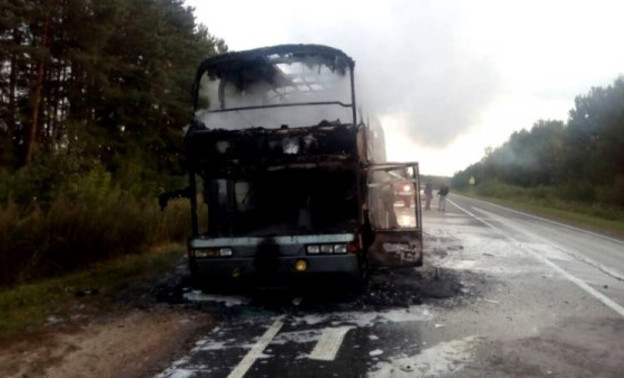 На трассе «Вятка» в Яранском районе сгорел пассажирский автобус