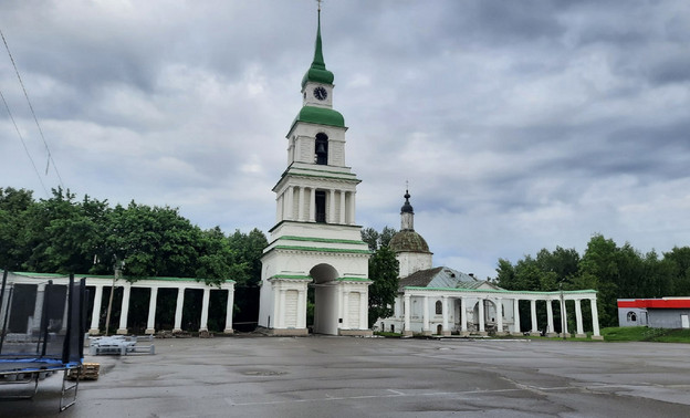 Роман Титов взялся за скандальный бар в Слободском