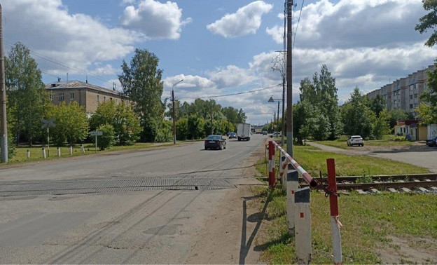 В Нововятском районе ограничат движение на ж/д переезде
