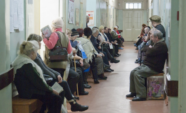 Как часто болеют кировские пенсионеры? Рейтинг регионов