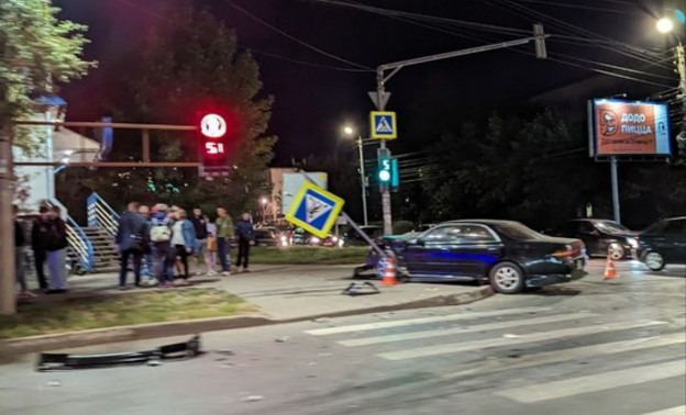 Жёсткое ДТП в центре Кирова. Столкнулись две иномарки