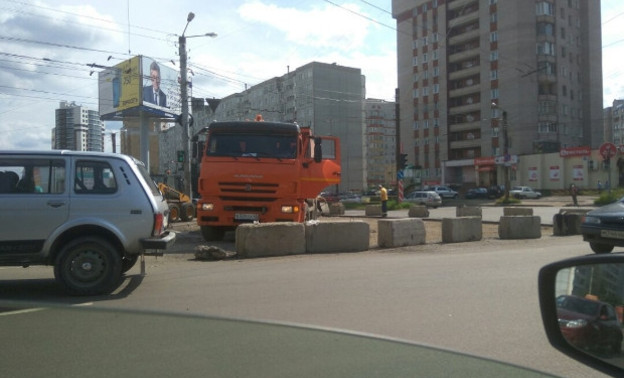 В Кирове отремонтировали «вздувшийся» асфальт на проспекте Строителей