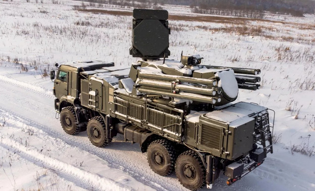Системы ПВО перехватили пять беспилотников и снаряды «Град» над двумя регионами России
