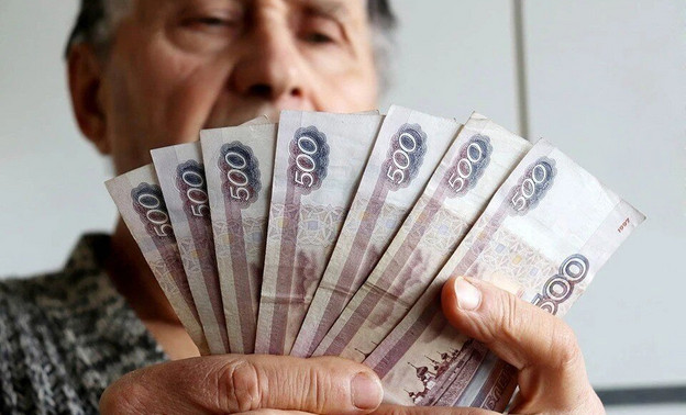 На сколько повысятся пенсии россиян в 2024 году?