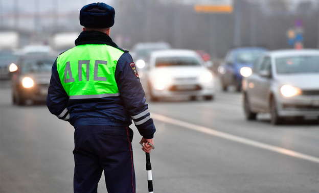Кировские полицейские экстренно сопроводили роженицу