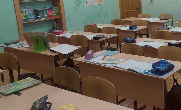 В Кировской области закупили новые учебники для школьников на 50 млн рублей