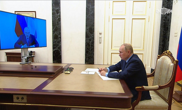 Проблемой газификации нужно заниматься активно: Владимир Путин провёл открытую встречу с врио главы Кировской области Александром Соколовым