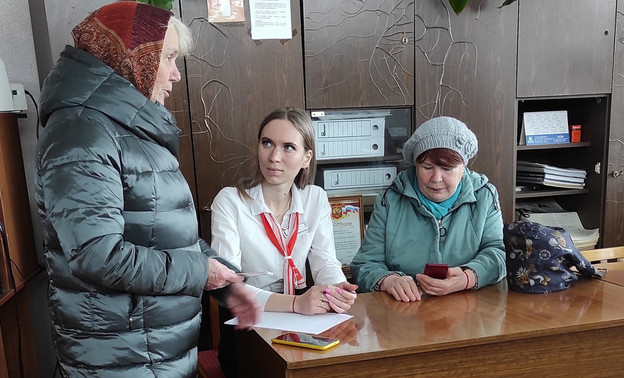 Кировчан научили пользоваться онлайн-приложениями для оплаты квитанций