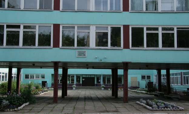 Каждая школа в регионе получит на ремонт в среднем по 110 тысяч рублей