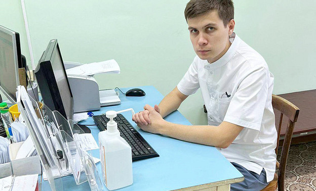 В Уржумскую ЦРБ пришли работать три новых врача