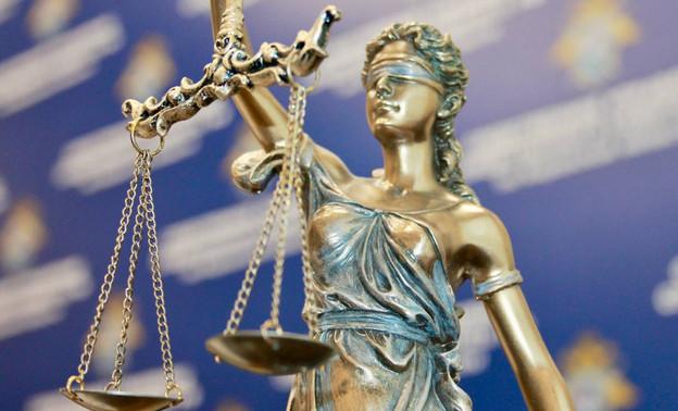 17-летнюю кировчанку осудили на 2 года за хранение наркотиков