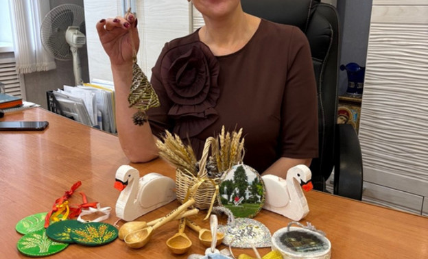 Игрушки из Кикнура украсят ёлку в Кирове