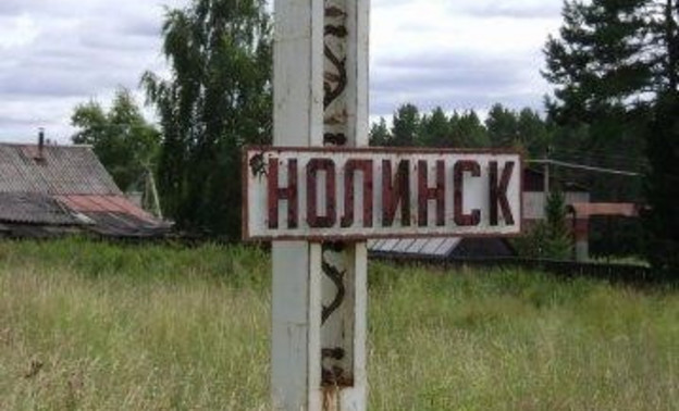 В Нолинске активисты начали ремонт городского пляжа, но половину стройматериалов украли