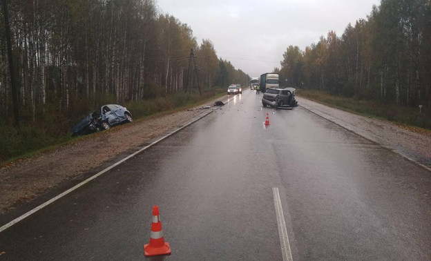 В крупном ДТП на трассе «Вятка» пострадало четыре человека