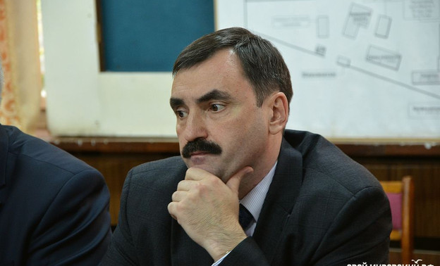 В Кирове задержаны бывший директор «АТП» и экс-начальник отдела транспорта мэрии