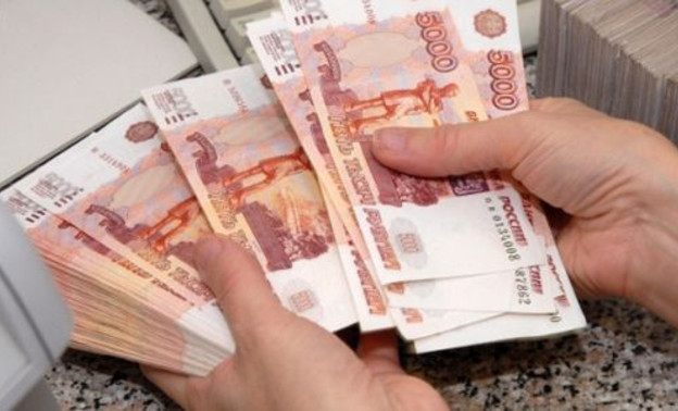 В Кирово-Чепецке бухгалтер присвоила 300 тысяч рублей