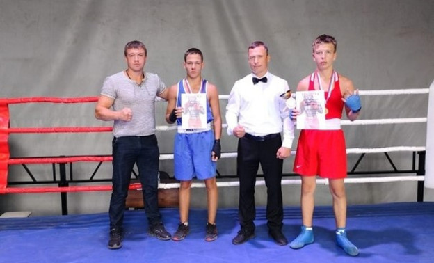 Спортсмены из Кирова завоевали шесть медалей на Кубке по боксу