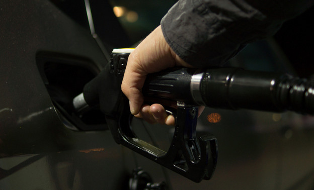 Максимальный рост за три года: ожидать ли нового повышения цен на бензин