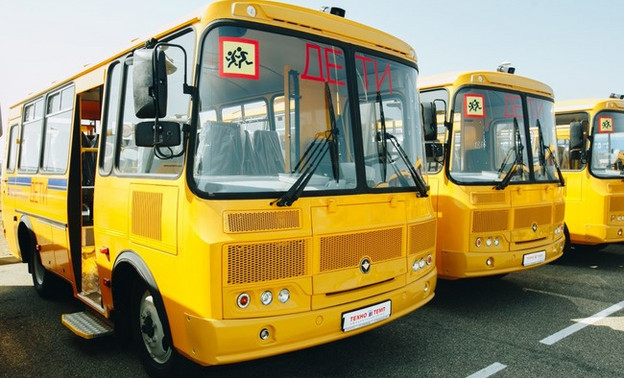 В Кировской области 11 списанных школьных автобусов передадут районным перевозчикам