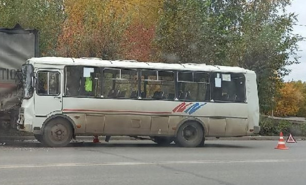 По факту ДТП с участием городского автобуса в Кирове прокуратура проведёт проверку