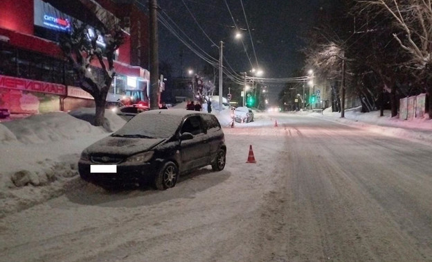 На улице Профсоюзной столкнулись Hyundai и Fiat